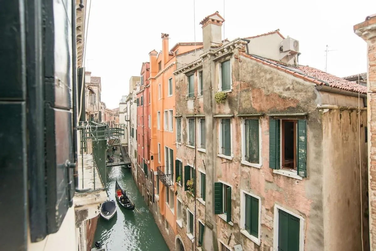Live Venice As A Real Venetian Lägenhet